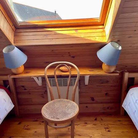Idyllisches Haus In Treberon - Fussweg Zum *