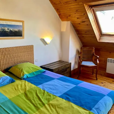 Idyllisches Haus In Treberon - Fussweg Zum